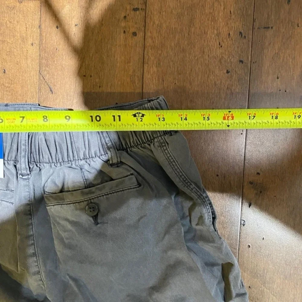 Old Navy Grey shorts‎ size S
